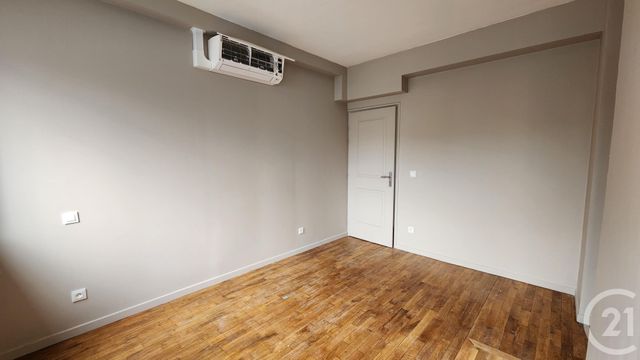 Appartement F3 à louer - 3 pièces - 64.0 m2 - ABBEVILLE - 80 - PICARDIE - Century 21 Triangle Immobilier