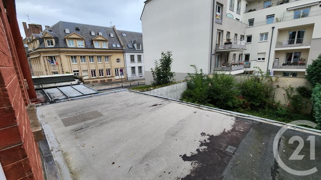 Appartement F3 à louer - 3 pièces - 64.0 m2 - ABBEVILLE - 80 - PICARDIE - Century 21 Triangle Immobilier