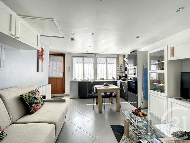 Afficher la photo en grand maison à vendre - 1 pièce - 22.0 m2 - ABBEVILLE - 80 - PICARDIE - Century 21 Triangle Immobilier