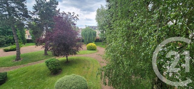 Appartement T4 à vendre - 4 pièces - 94.0 m2 - ABBEVILLE - 80 - PICARDIE - Century 21 Triangle Immobilier