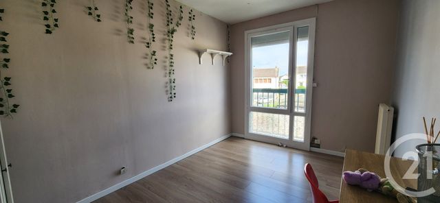 Appartement T4 à vendre - 4 pièces - 94.0 m2 - ABBEVILLE - 80 - PICARDIE - Century 21 Triangle Immobilier