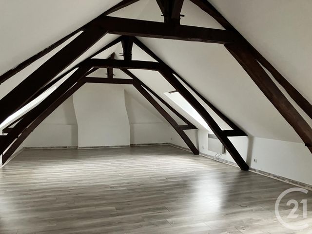 Afficher la photo en grand immeuble à vendre - 212.0 m2 - ABBEVILLE - 80 - PICARDIE - Century 21 Triangle Immobilier
