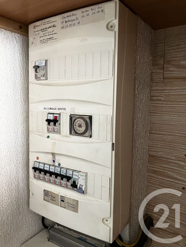 Afficher la photo en grand commerce à vendre - 29.0 m2 - ABBEVILLE - 80 - PICARDIE - Century 21 Triangle Immobilier