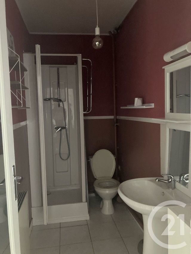 Appartement F2 à vendre - 2 pièces - 34.1 m2 - ABBEVILLE - 80 - PICARDIE - Century 21 Triangle Immobilier