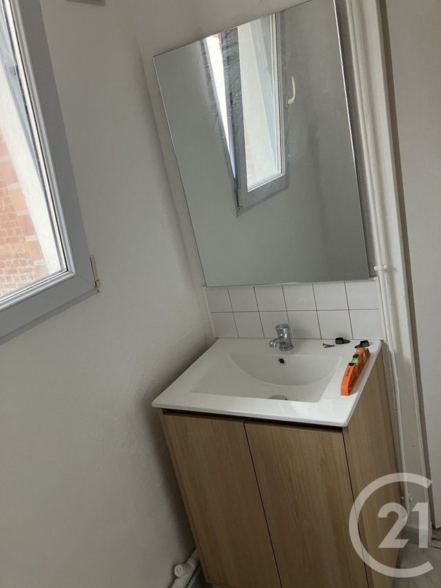 Appartement F2 à louer - 2 pièces - 41.5 m2 - ABBEVILLE - 80 - PICARDIE - Century 21 Triangle Immobilier