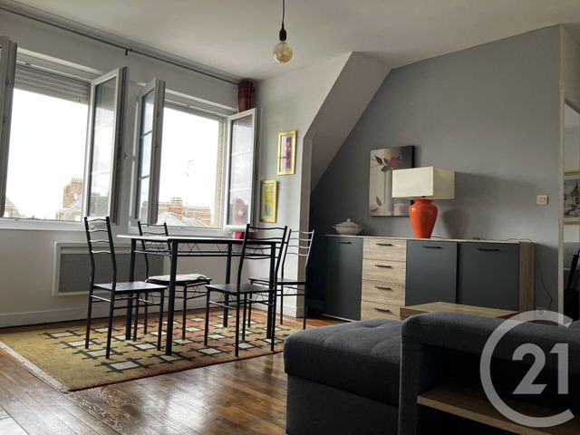 Appartement F2 à louer - 2 pièces - 34.1 m2 - ABBEVILLE - 80 - PICARDIE - Century 21 Triangle Immobilier