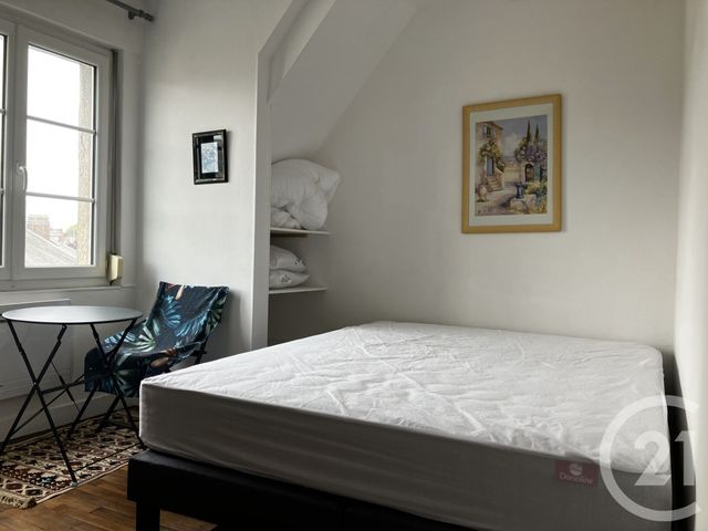 Appartement F2 à louer - 2 pièces - 34.1 m2 - ABBEVILLE - 80 - PICARDIE - Century 21 Triangle Immobilier