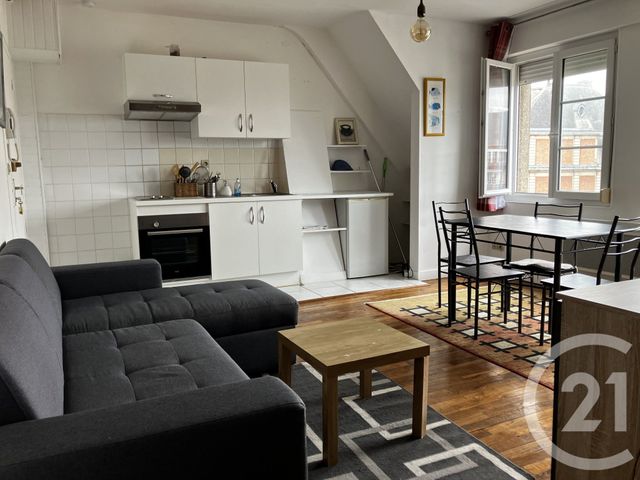 Appartement F2 à louer - 2 pièces - 34.1 m2 - ABBEVILLE - 80 - PICARDIE - Century 21 Triangle Immobilier