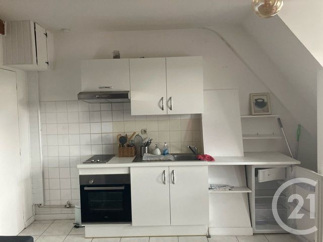 Appartement F2 à louer - 2 pièces - 34.1 m2 - ABBEVILLE - 80 - PICARDIE - Century 21 Triangle Immobilier