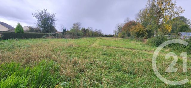 Terrain à vendre MOYENNEVILLE