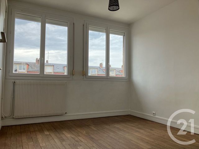 Appartement F2 à louer - 2 pièces - 39.0 m2 - ABBEVILLE - 80 - PICARDIE - Century 21 Triangle Immobilier
