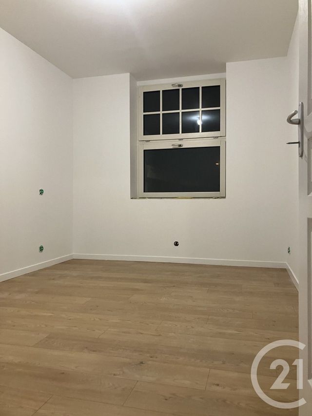 Appartement F3 à louer - 3 pièces - 67.0 m2 - ABBEVILLE - 80 - PICARDIE - Century 21 Triangle Immobilier