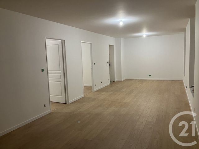 Appartement F3 à louer - 3 pièces - 67.0 m2 - ABBEVILLE - 80 - PICARDIE - Century 21 Triangle Immobilier