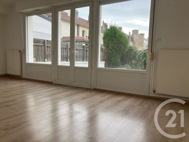 maison à louer - 4 pièces - 90.0 m2 - ABBEVILLE - 80 - PICARDIE - Century 21 Triangle Immobilier