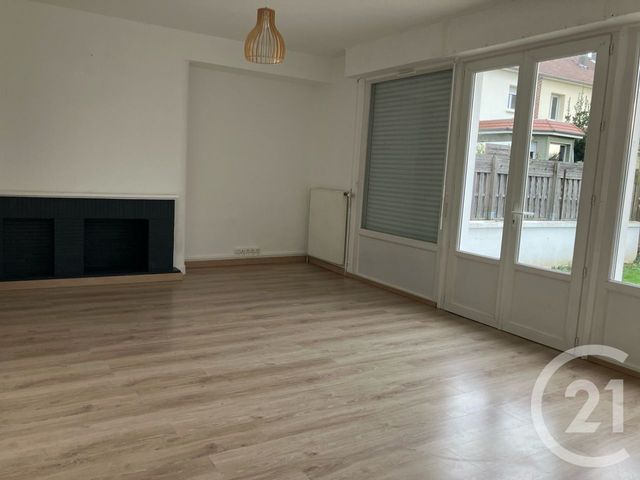 maison à louer - 4 pièces - 90.0 m2 - ABBEVILLE - 80 - PICARDIE - Century 21 Triangle Immobilier