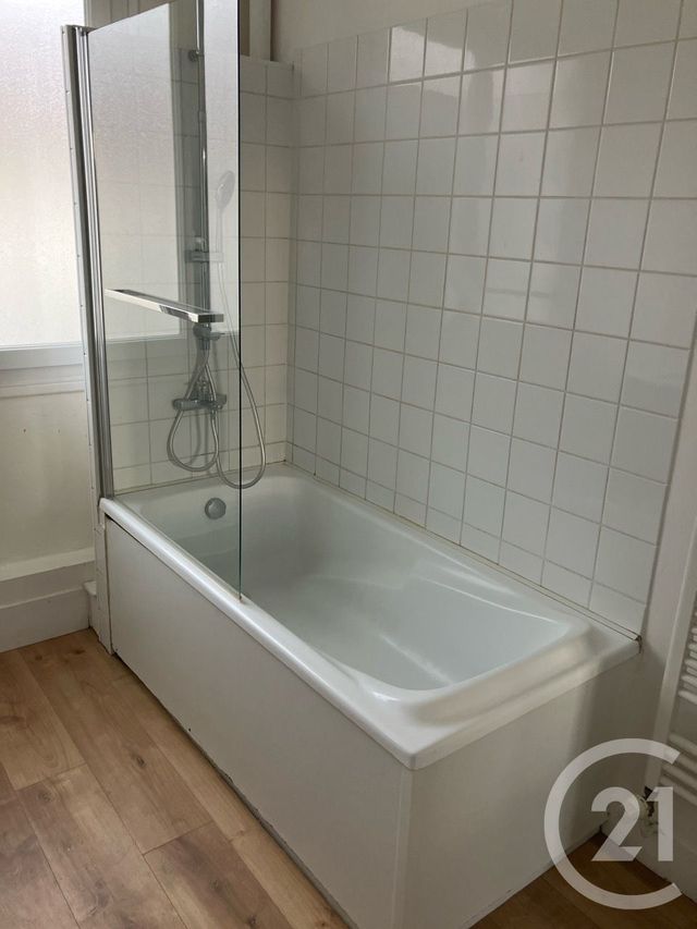 maison à louer - 4 pièces - 90.0 m2 - ABBEVILLE - 80 - PICARDIE - Century 21 Triangle Immobilier