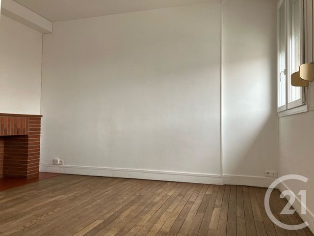 Appartement F2 à louer - 2 pièces - 39.0 m2 - ABBEVILLE - 80 - PICARDIE - Century 21 Triangle Immobilier