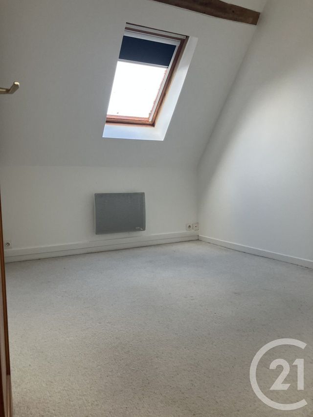 Appartement Duplex à louer - 4 pièces - 80.53 m2 - ABBEVILLE - 80 - PICARDIE - Century 21 Triangle Immobilier