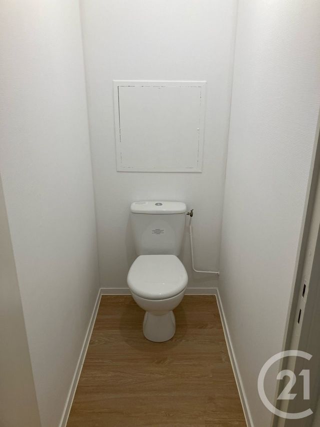 Appartement F2 à louer - 2 pièces - 34.3 m2 - ABBEVILLE - 80 - PICARDIE - Century 21 Triangle Immobilier
