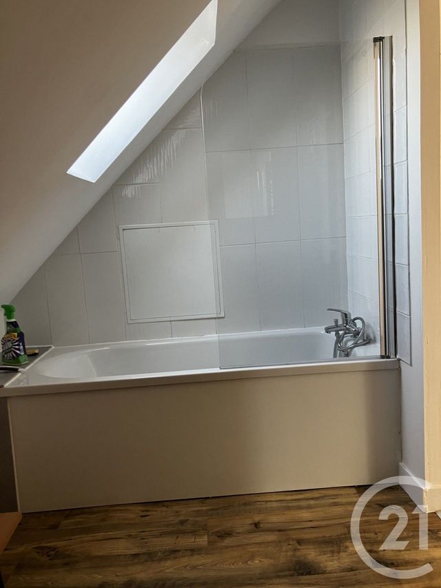 maison à louer - 3 pièces - 40.2 m2 - ABBEVILLE - 80 - PICARDIE - Century 21 Triangle Immobilier