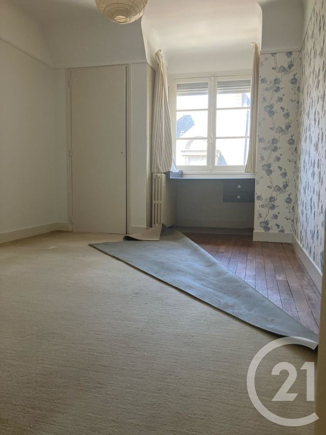 maison à vendre - 5 pièces - 198.0 m2 - ABBEVILLE - 80 - PICARDIE - Century 21 Triangle Immobilier