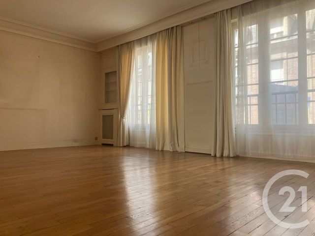 maison à vendre - 5 pièces - 198.0 m2 - ABBEVILLE - 80 - PICARDIE - Century 21 Triangle Immobilier