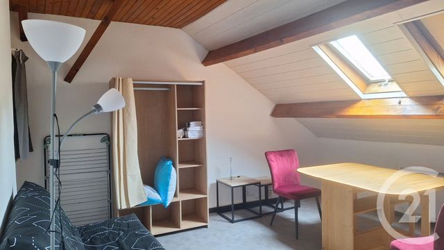 Appartement F1 à louer - 1 pièce - 16.0 m2 - ABBEVILLE - 80 - PICARDIE - Century 21 Triangle Immobilier