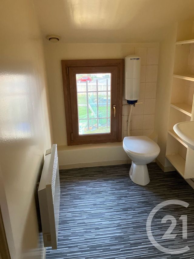 Appartement F2 à louer - 2 pièces - 51.7 m2 - ABBEVILLE - 80 - PICARDIE - Century 21 Triangle Immobilier