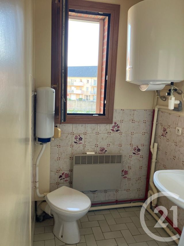 Appartement F2 à louer - 2 pièces - 51.7 m2 - ABBEVILLE - 80 - PICARDIE - Century 21 Triangle Immobilier