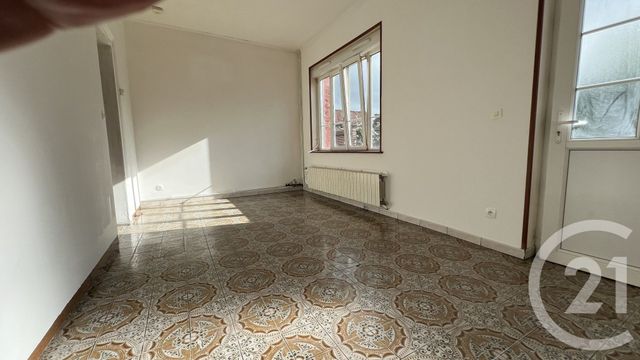maison à vendre - 4 pièces - 70.98 m2 - HALLENCOURT - 80 - PICARDIE - Century 21 Triangle Immobilier