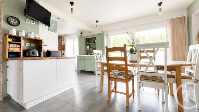 maison à vendre - 5 pièces - 151.16 m2 - HALLENCOURT - 80 - PICARDIE - Century 21 Triangle Immobilier