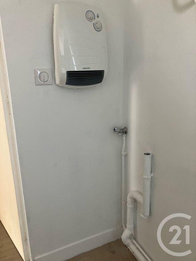 Appartement F3 à louer - 3 pièces - 71.42 m2 - ABBEVILLE - 80 - PICARDIE - Century 21 Triangle Immobilier