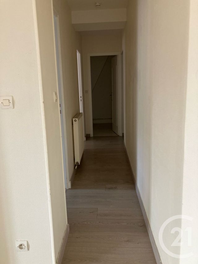 Appartement F3 à louer - 3 pièces - 71.42 m2 - ABBEVILLE - 80 - PICARDIE - Century 21 Triangle Immobilier