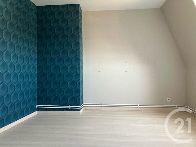 Appartement F3 à louer - 3 pièces - 71.42 m2 - ABBEVILLE - 80 - PICARDIE - Century 21 Triangle Immobilier