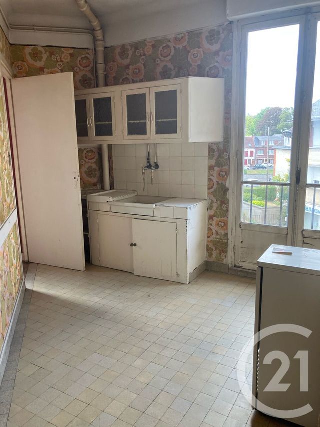 Appartement F3 à vendre - 3 pièces - 90.75 m2 - ABBEVILLE - 80 - PICARDIE - Century 21 Triangle Immobilier