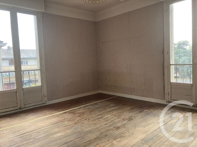 Appartement F3 à vendre - 3 pièces - 90.75 m2 - ABBEVILLE - 80 - PICARDIE - Century 21 Triangle Immobilier