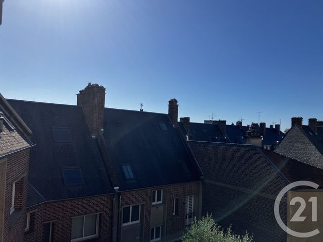 Appartement F2 à louer - 2 pièces - 41.9 m2 - ABBEVILLE - 80 - PICARDIE - Century 21 Triangle Immobilier
