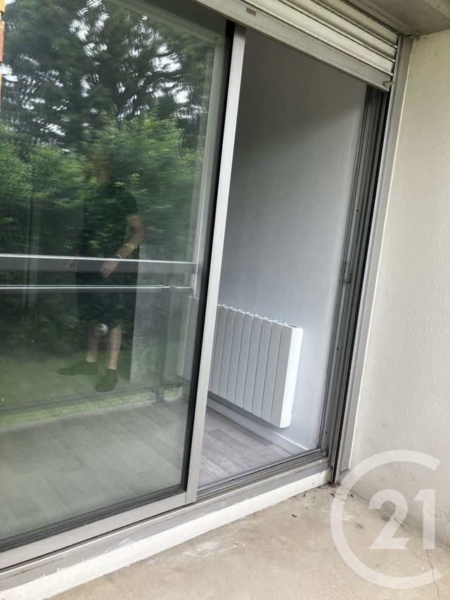 Appartement F1 à louer - 1 pièce - 27.0 m2 - ABBEVILLE - 80 - PICARDIE - Century 21 Triangle Immobilier