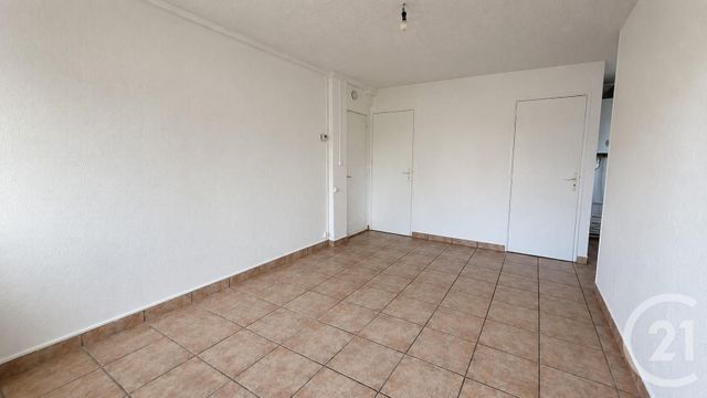 Appartement T3 à vendre - 3 pièces - 63.0 m2 - AMIENS - 80 - PICARDIE - Century 21 Triangle Immobilier