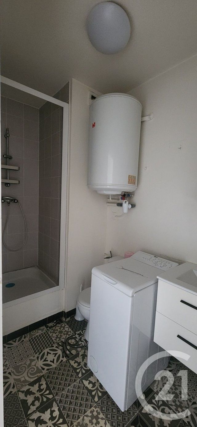 Appartement Studio à vendre - 1 pièce - 27.0 m2 - ABBEVILLE - 80 - PICARDIE - Century 21 Triangle Immobilier