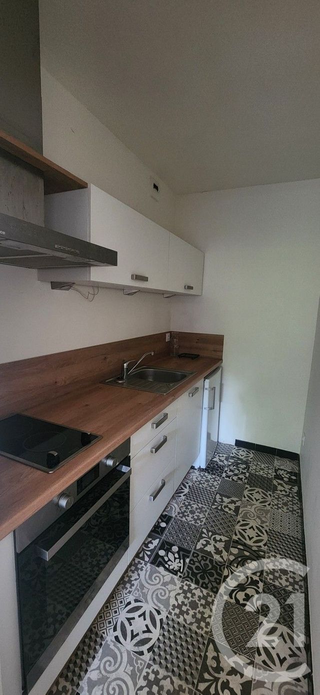 Appartement Studio à vendre - 1 pièce - 27.0 m2 - ABBEVILLE - 80 - PICARDIE - Century 21 Triangle Immobilier